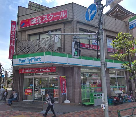 三好２丁目戸建て コンビニ