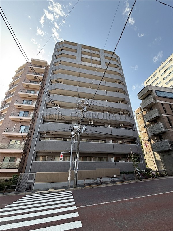 ロイヤルタワー春日 外観
