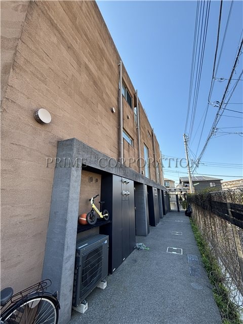 il cielo la foresta  外観