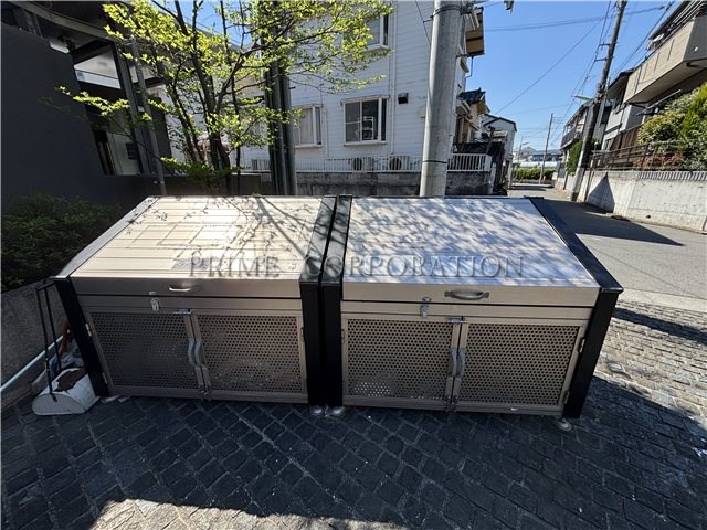 il cielo la foresta  その他