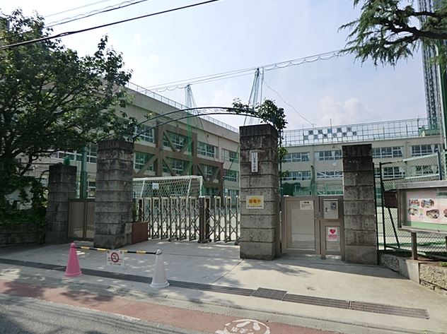 コンフォリア・リヴ大崎 小学校