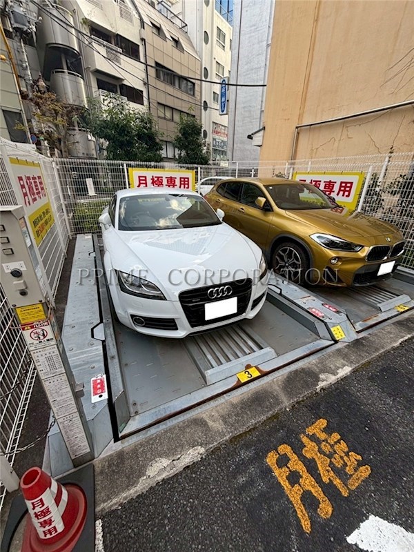 パークハウス千代田富士見 駐車場