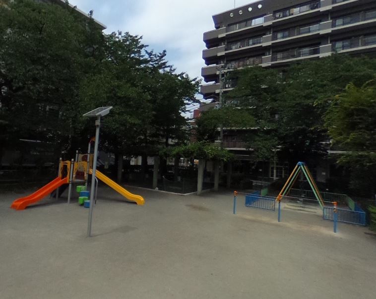 リビオメゾン新大橋 公園