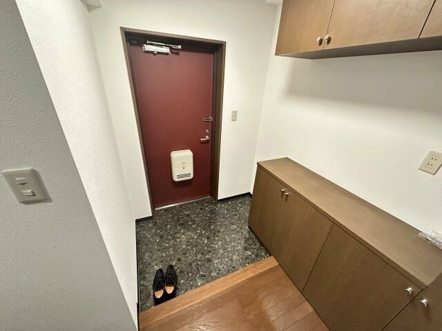 ソレイユ廣川 玄関