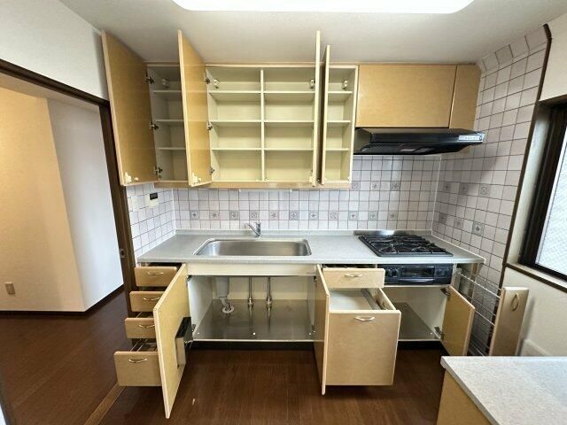ソレイユ廣川 キッチン