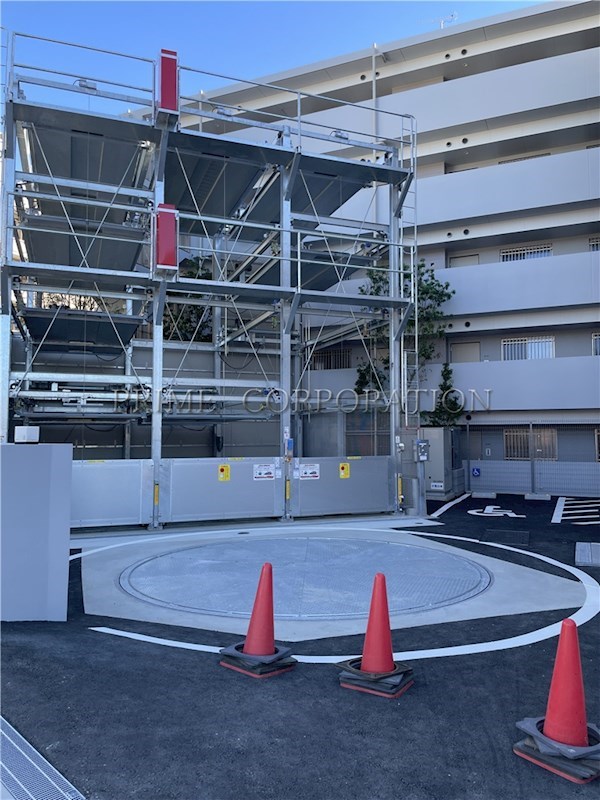 グランカーサ溝の口 駐車場