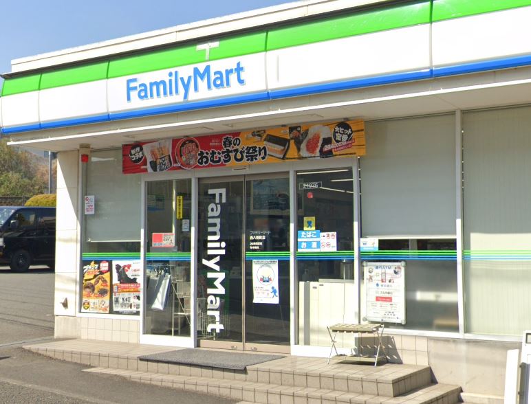 神奈川県横浜市青葉区梅が丘 コンビニ