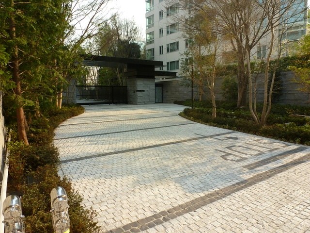 ブランズ四番町 その他