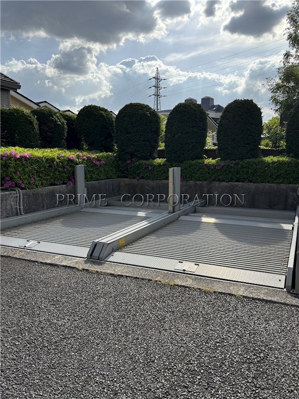 朝日ラ・パリオ等々力台 駐車場