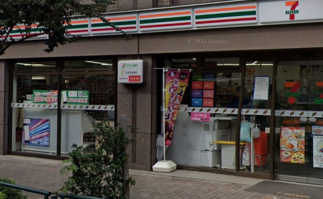 ガリシア新宿WEST コンビニ