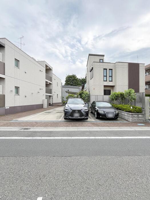 アルモ井の頭 駐車場