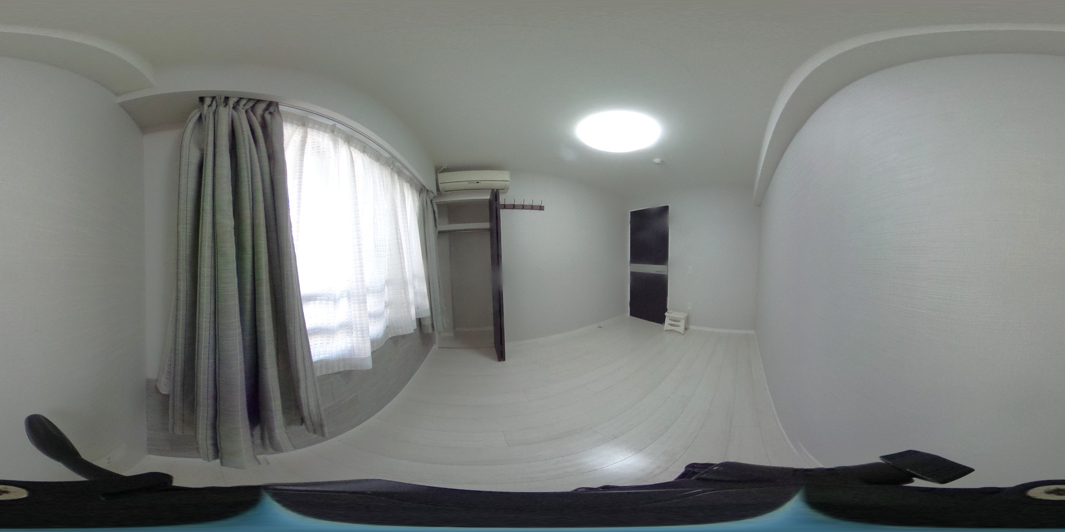 ロイヤルシーズン溝の口CASA 洋室
