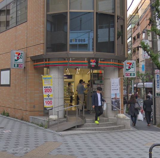 Brillia一番町  コンビニ