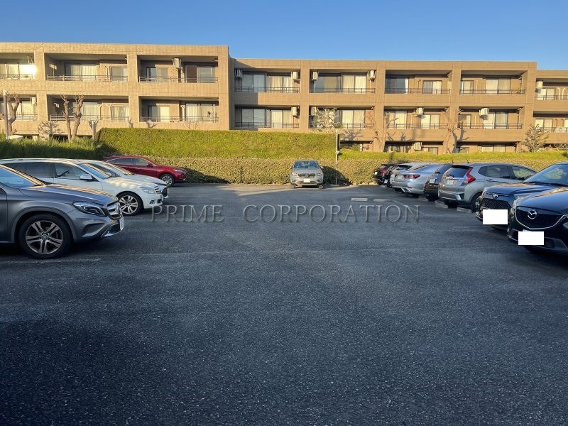 コーナスフロリダ 駐車場