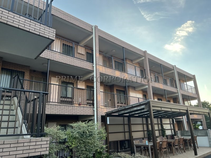 コーナスフロリダ 外観