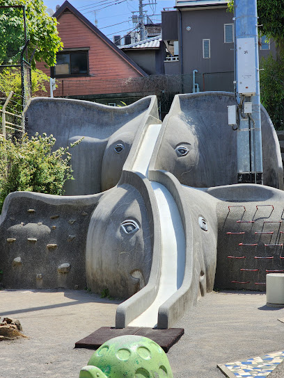 ザ・レジデンス神楽坂Ⅰ 公園
