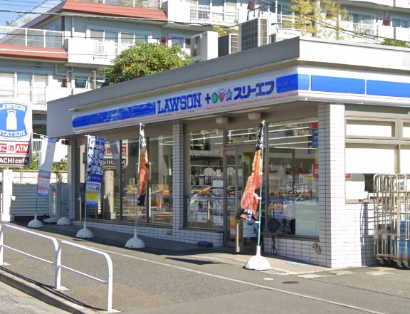 アークヴィラ自由ヶ丘 コンビニ