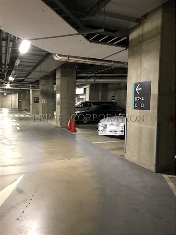 エアライズタワー 駐車場