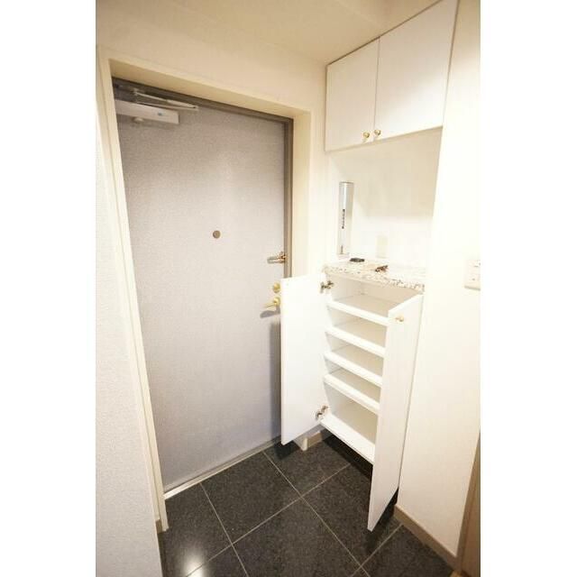 イトーピア幡ケ谷 玄関