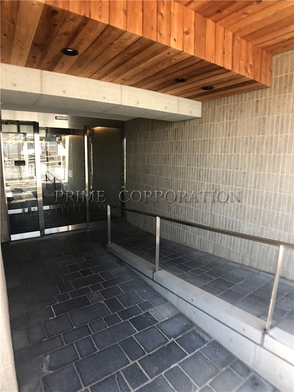 東京都世田谷区玉川田園調布２丁目 エントランス