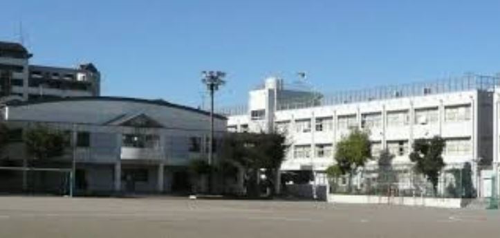 ウィステリア用賀 中学校