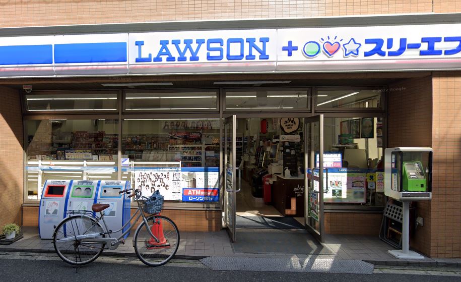 サンパティーク高津 コンビニ