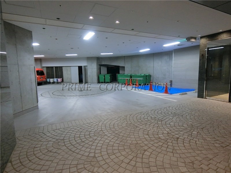 MOMENTO SHIODOME 駐車場