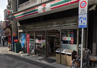 ニューシティアパートメンツ新川Ⅱ コンビニ