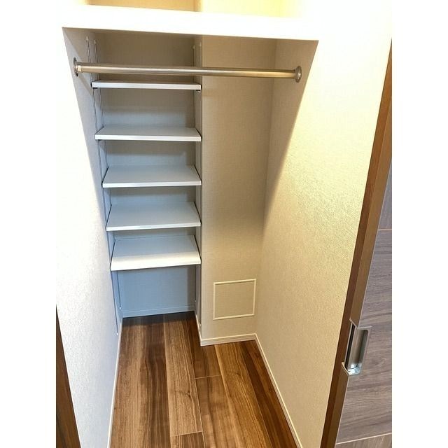 グランツオーベル中野  収納