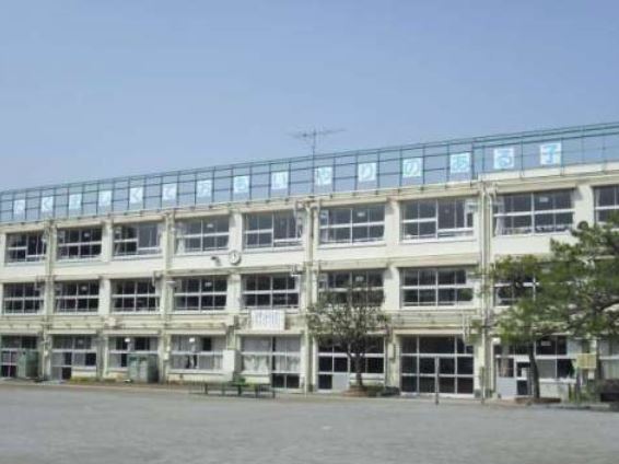 カスタリア北沢 小学校