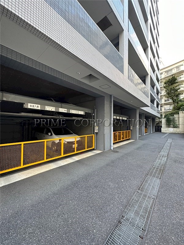 御殿山南パークハウス 駐車場