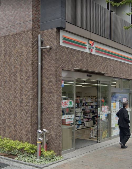 セントラルレジデンス新宿シティタワー コンビニ
