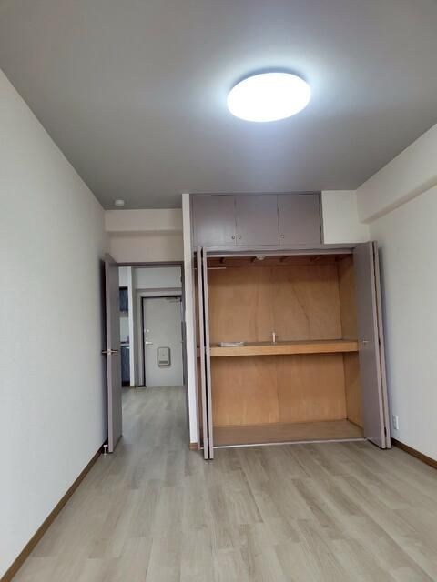グローリス中野 収納