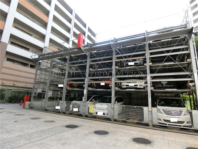 ロイヤルパークス豊洲  駐車場