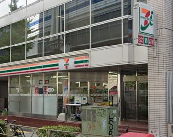 秀和第一南平台レジデンス コンビニ