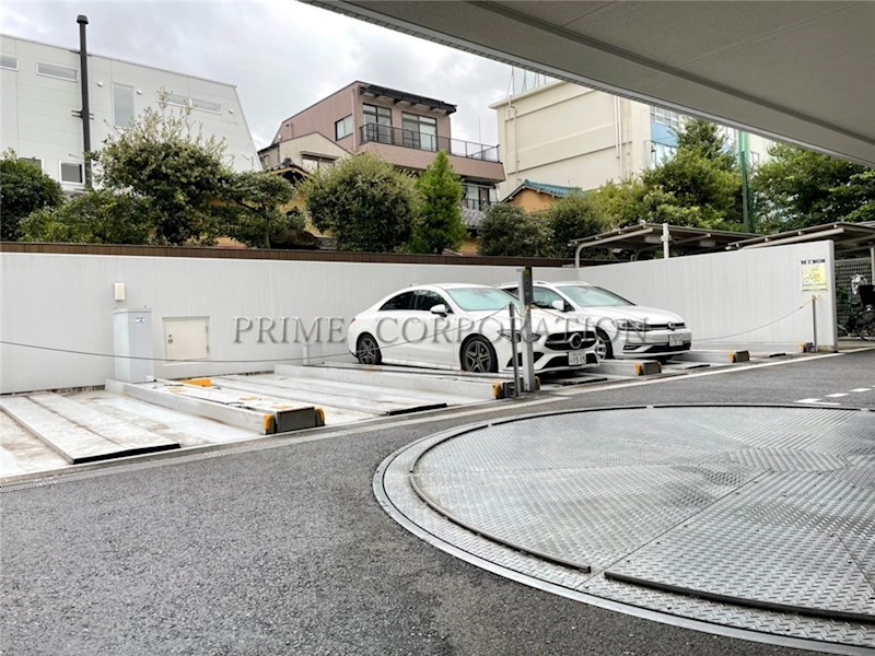 パークハウス中目黒 駐車場
