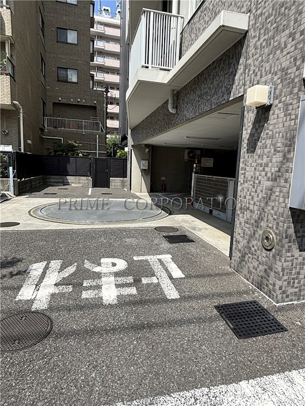 パークホームズ三軒茶屋アーバンレジデンス 駐車場
