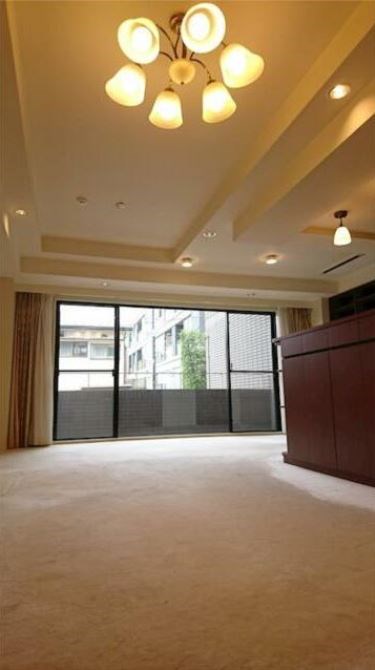 フォルム目黒花房山 リビング