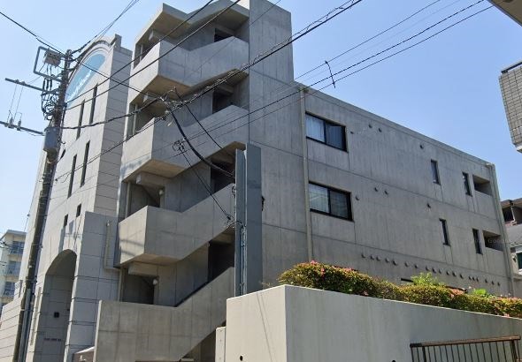 プラザハウスビル 外観