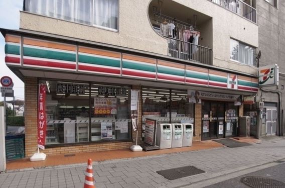 桜新町壱番館 コンビニ