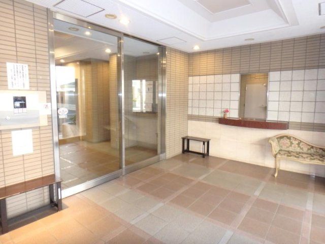 神奈川県川崎市中原区小杉町３丁目 エントランス