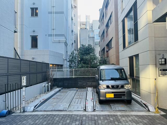 ステージ中野 駐車場