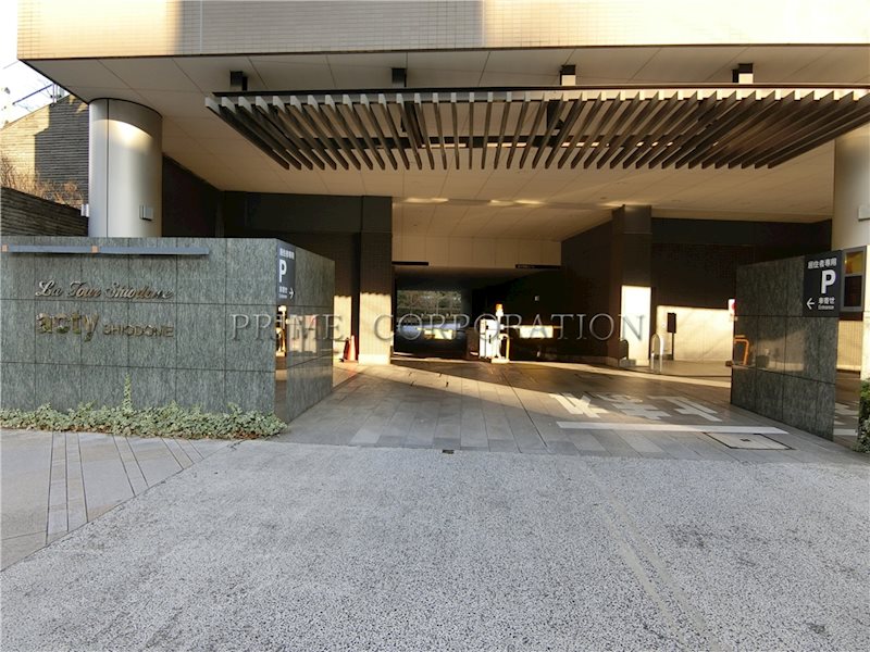 アクティ汐留 駐車場