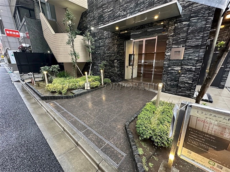コンシェリア新橋MASTER’S VILLA エントランス