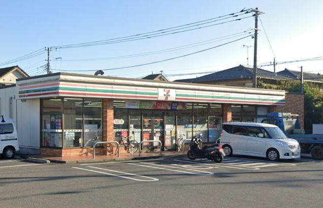 東町戸建 コンビニ