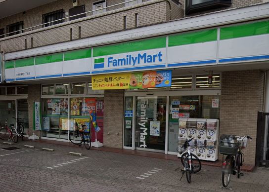 東町戸建 コンビニ