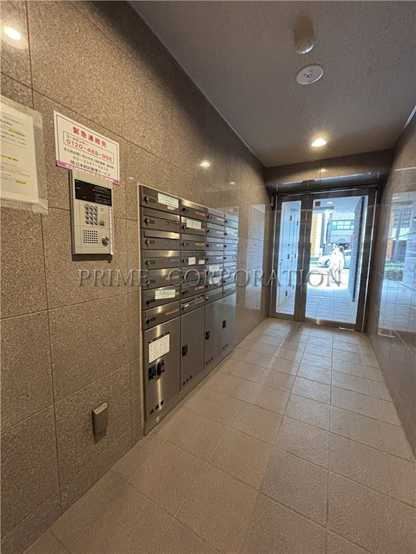 東京都文京区小日向４丁目 エントランス