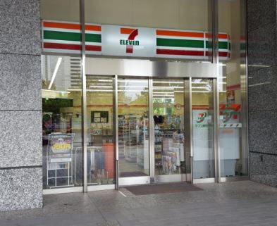 アクティ汐留 コンビニ