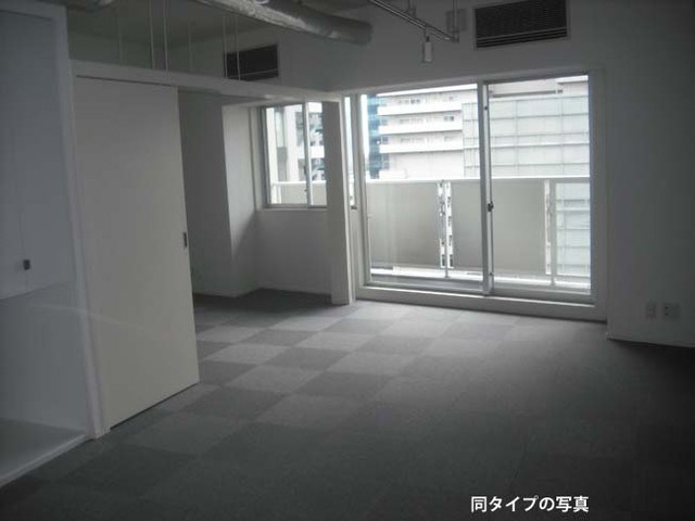コンフォリア芝浦バウハウス リビング