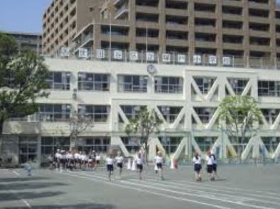 アプリコット 小学校